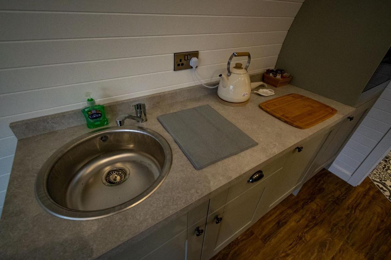 1-Bed Pod Cabin In Beautiful Surroundings Wrexham Dış mekan fotoğraf